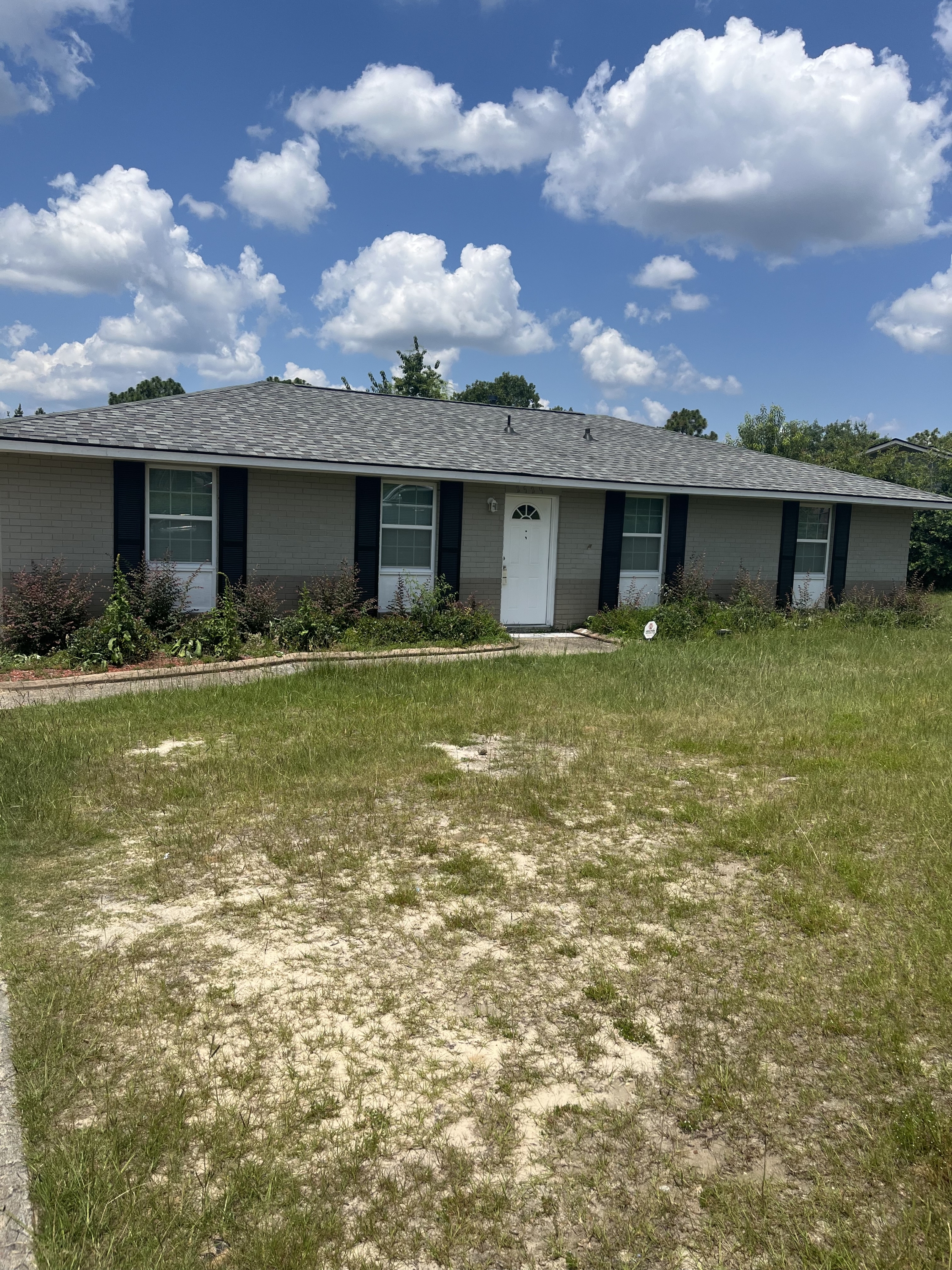 2529 Kensington Drive East